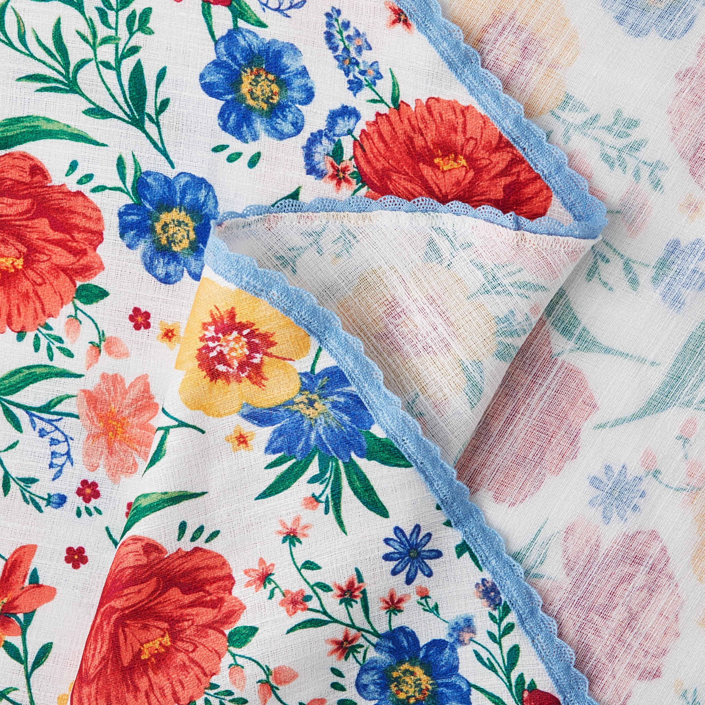 The Pioneer Woman Flowering Frontier Fabric Tablecloth, Multicolor, 70" Round