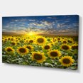 thumbnail image 2 of Design Art - Champ de Tournesols en Floraison, 2 of 3