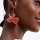 thumbnail image 3 of Pendientes de resina con borlas de pétalos de rosa bohemia - Pendientes de pétalos en capas - Pendientes de borlas de flores exageradas con personalidad, 3 of 5