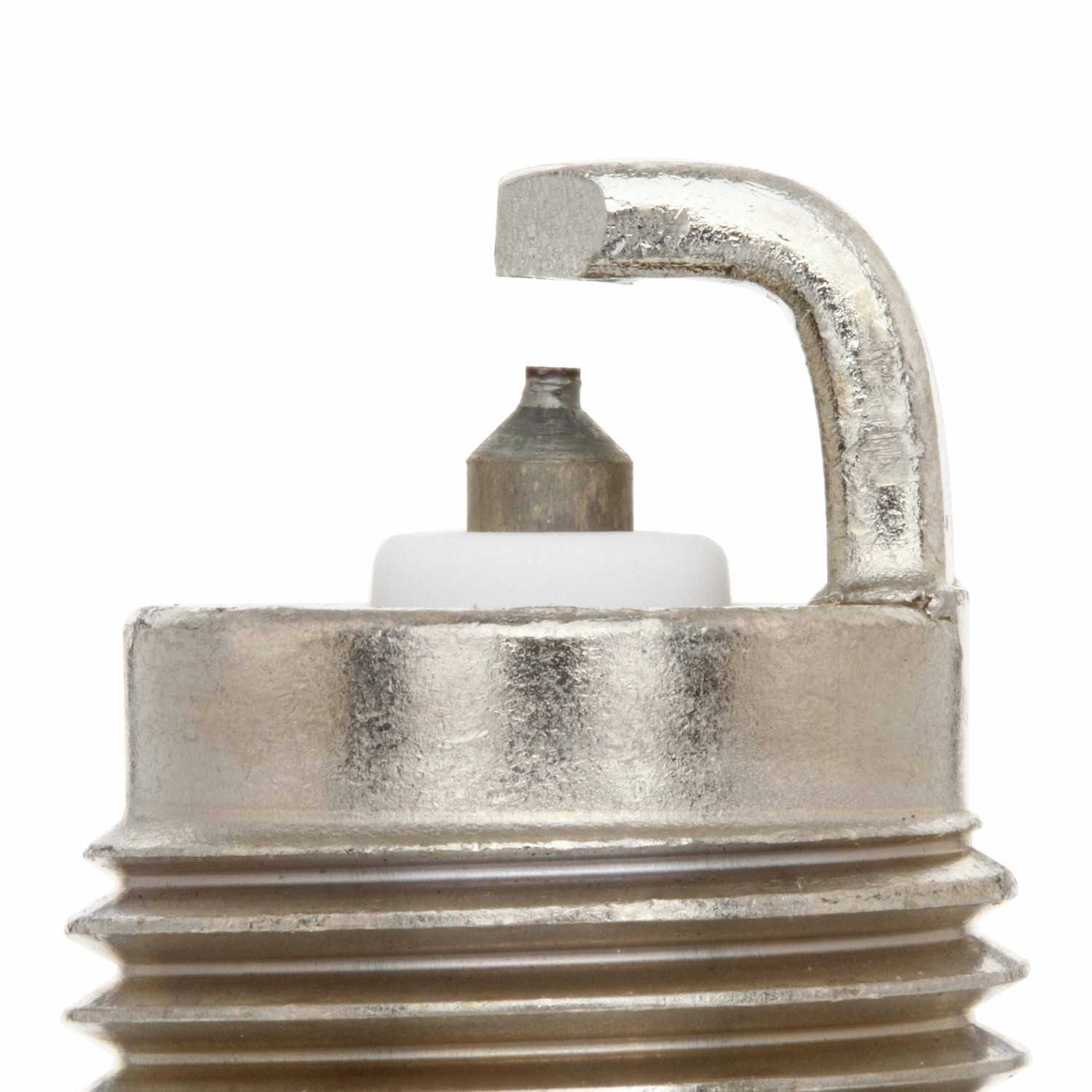Bosch 96332 OE Technology Spark Plug