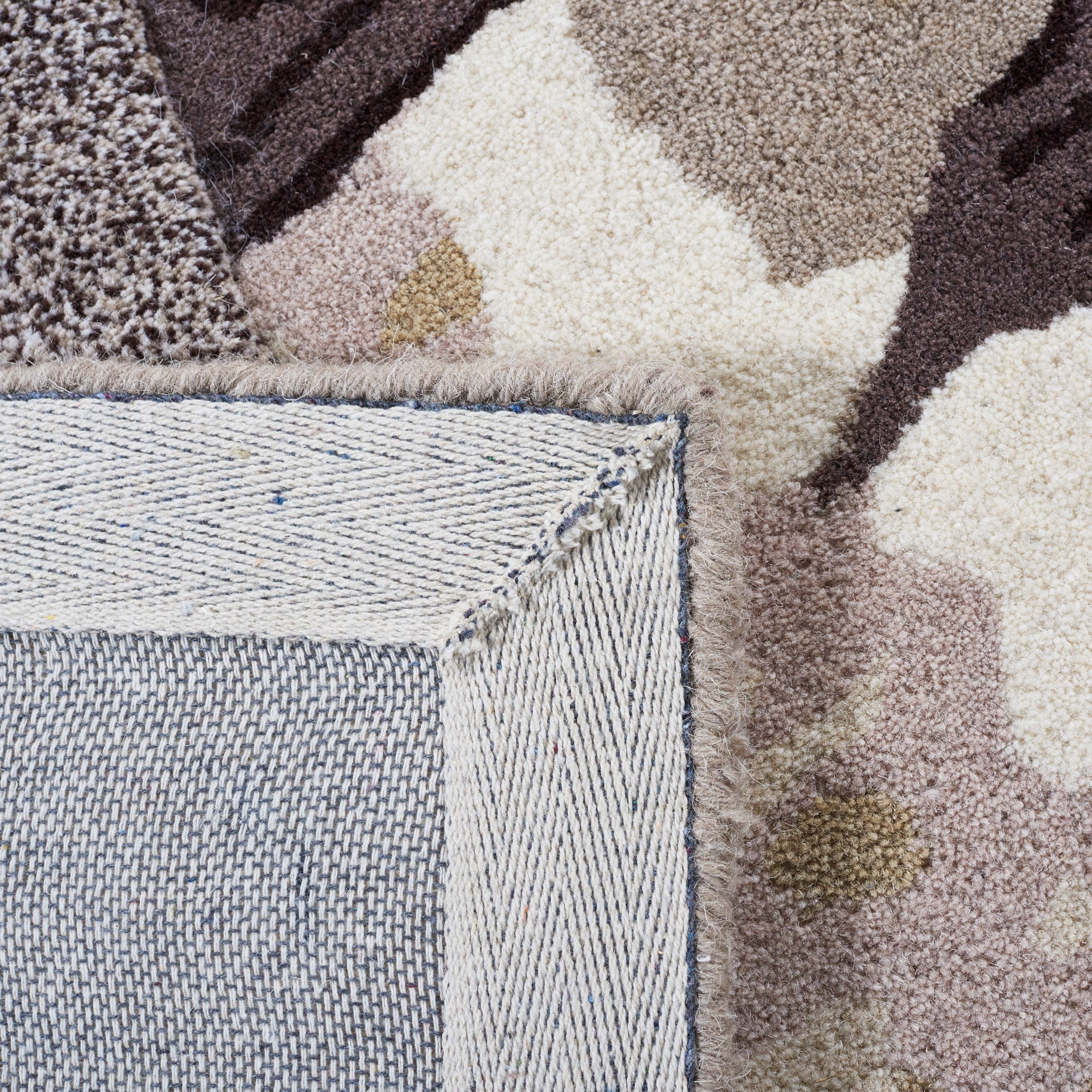 SAFAVIEH Fifth Avenue Deborah Abstract Area Rug, Beige/Brown, 4' x 6'