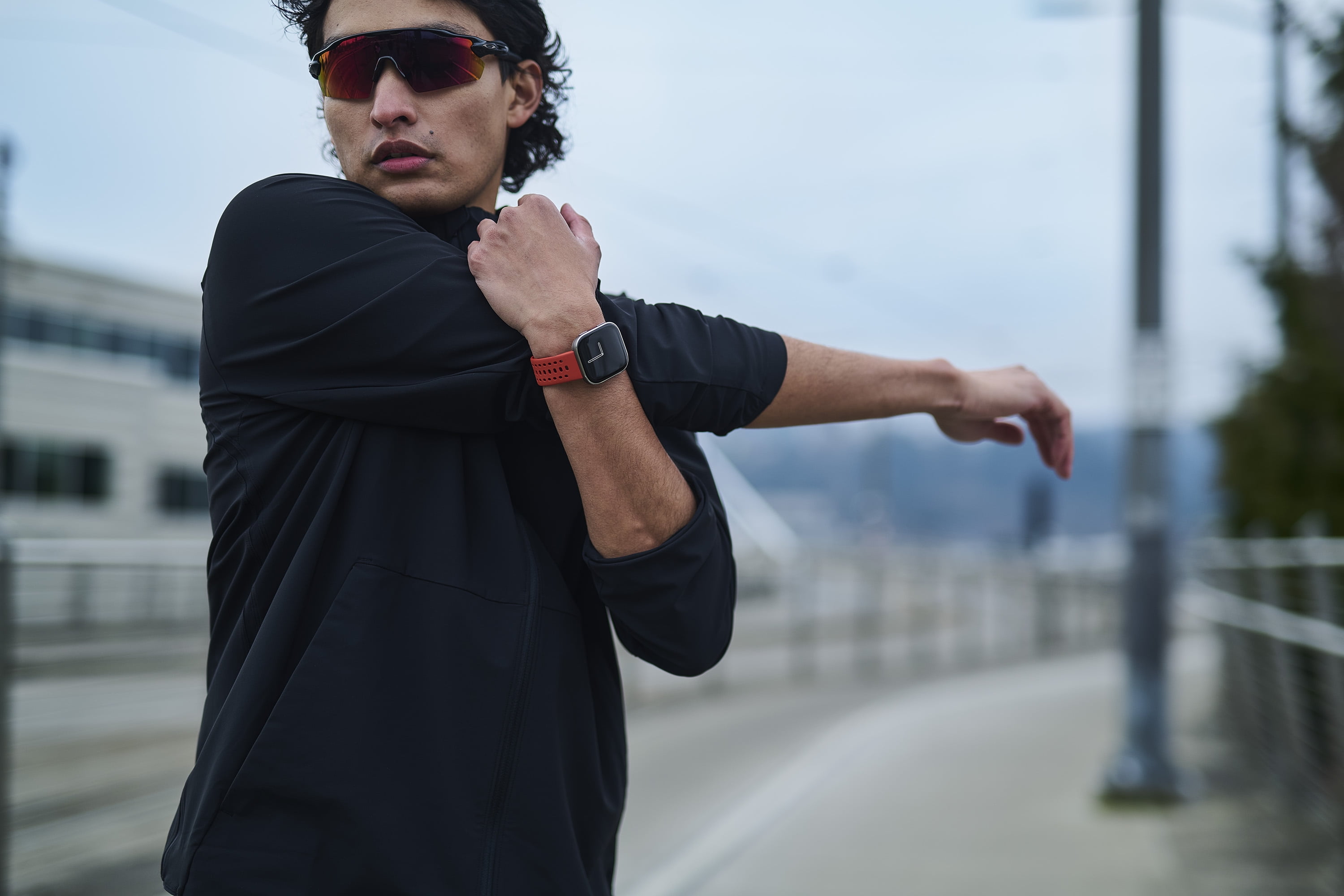 Amazfit Bip 6 Smart Watch 46mm, 14 Day Battery, 1.97" AMOLED Display, GPS & Free Maps, AI, Bluetooth Call & Text, w/Health, Fitness & Sleep Tracker, 140+ Workout Modes, Water-Resistance, Black