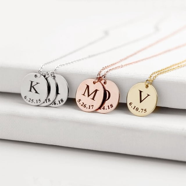 DIY Tiny Gold Initial Necklace Oro Plata Letra Collar Iniciales Nombre Colgante Joyería de moda Fabricación de acero inoxidable Placa de identificación personalizada para mujeres Mamá Regalo Gargantil