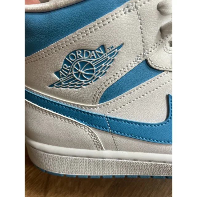 Ni - ke Ni - ke Womens Air Jordan white/blue Basketball Shoes Sneakers 10