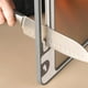 thumbnail image 4 of Tabla de Cortar de Acero Inoxidable Gmm250724004 | Doble Cara de Acero Inoxidable 304 y Paja de Grado Alimenticio | Tabla de Cortar Antideslizante Grande de 31 X 21 Cm con Mango, Afilador de Cuchillo, 4 of 5