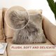 thumbnail image 4 of Juego de 2 piezas de funda de almohada mullida de piel sintética, funda de almohada decorativa, funda de almohada cuadrada de pelusa de 18x18 pulgadas, 4 of 5