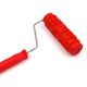 thumbnail image 2 of Sonducket Rodillo para pintar estampado en relieve surtido de 7 pulgadas con mango de plástico Sombreros Rojo Tipo 2, 2 of 2