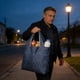thumbnail image 5 of Bolsa de Compras Oxford Impermeable, Plegable y Ecológica, con Asas Reforzadas, Ideal para Comestibles y Viajes., 5 of 6