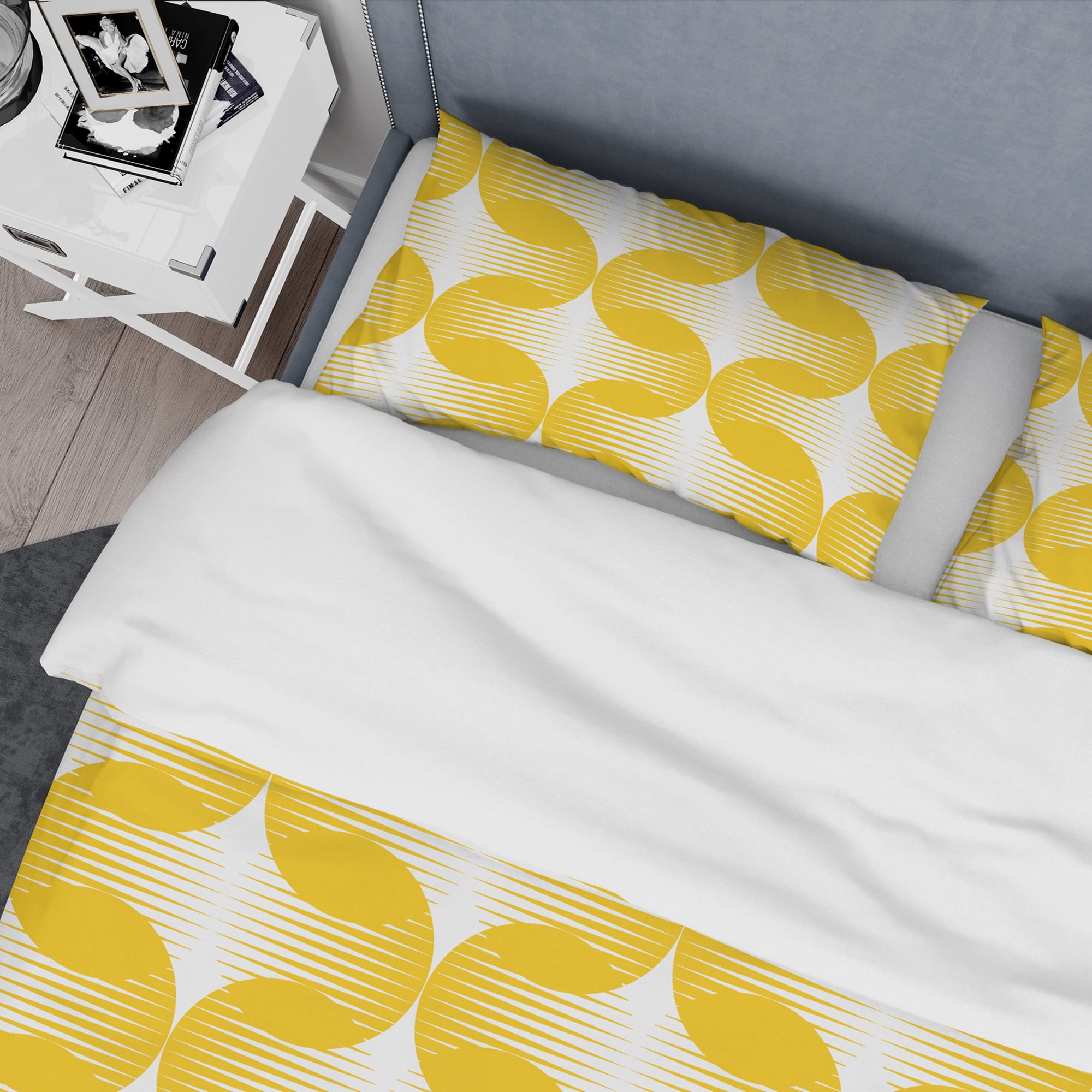 Designart 'Abstract Retro Geometric Pattern IV' Mid-Century Modern Duvet Cover Set