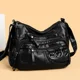 thumbnail image 3 of Bolso de mujer mayor 2024 Nuevo bolso de mensajero informal y versátil Mochila de hombro de cuero suave para mujer Bolso de madre de varias capas, 3 of 5