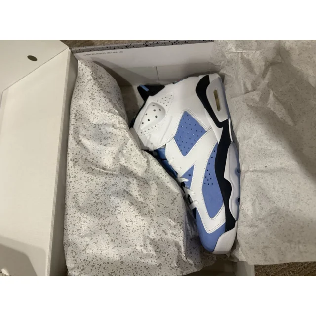 Ni - ke Size 11 - Ni - ke Air Jordan 6 Retro UNC CT8529-410 Preowned Authentic