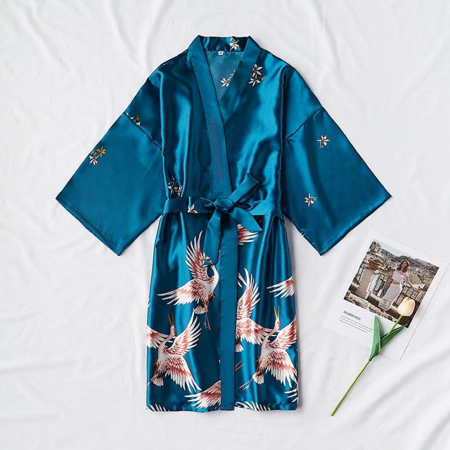 Pijama corto con estampado de grullas de seda sintética para mujer, vestido de novia de seda para primavera y verano, camisón de casa de gran tamaño, bata de baño