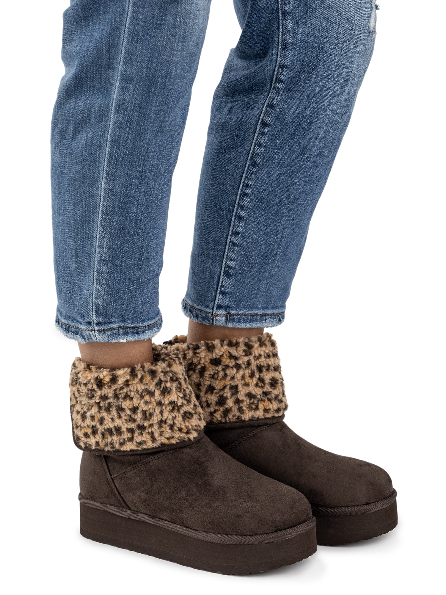 MUK LUKS Women's Adelle Cozy Platform Foldover Boot
