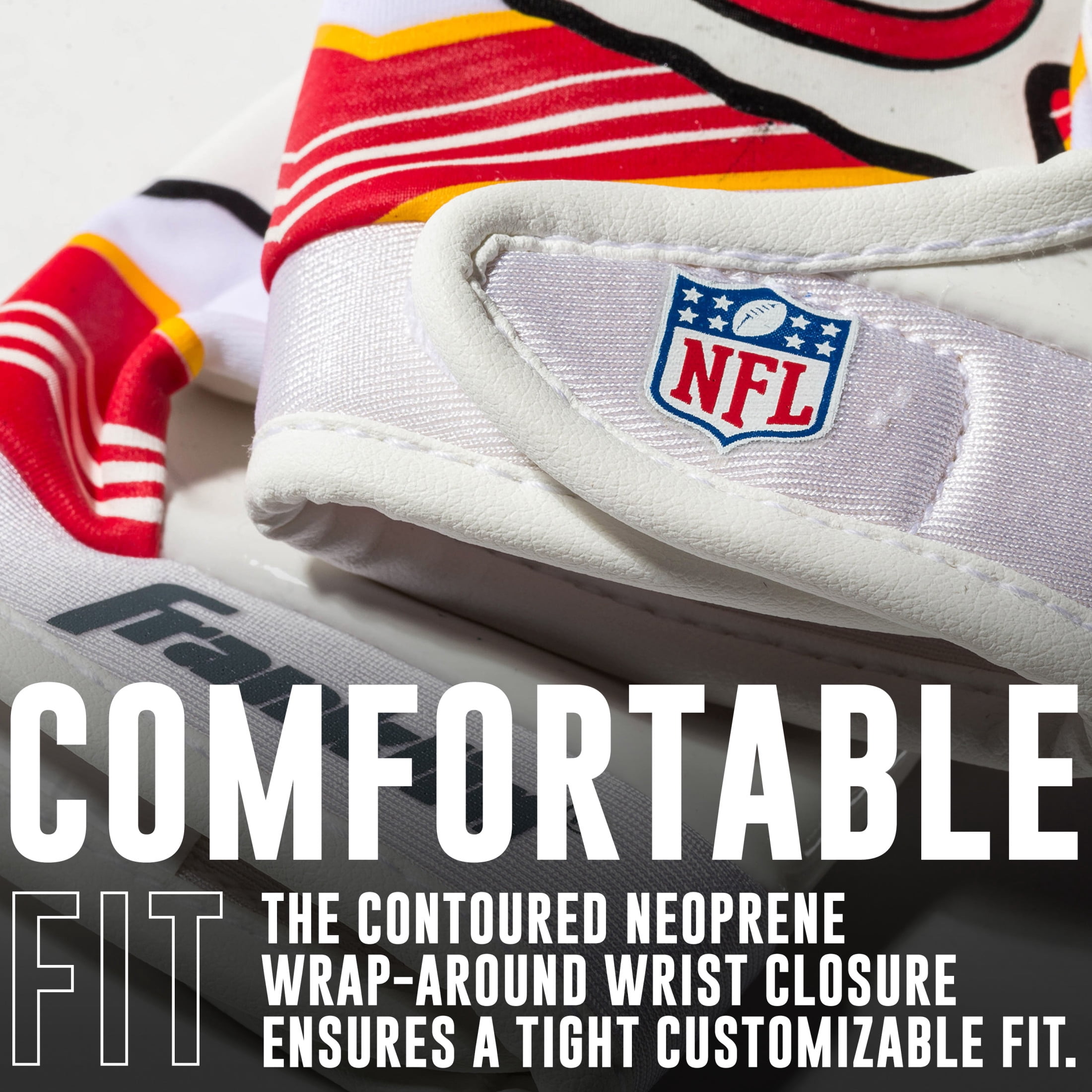Franklin Sports Kansas City Chiefs Youth NFL Football Receiver Gloves - Official NFL Team Logos - Kids Football Gear + Accessories - Youth XS/S Pair