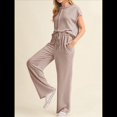 thumbnail image 4 of Conjunto Informal de Dos Piezas de Punto Acanalado para Mujer, Camiseta de Corta y Pantalón , Ideal para el Hogar y para Viajes Caqui M, 4 of 6