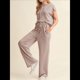 thumbnail image 4 of Conjunto Informal de Dos Piezas de Punto Acanalado para Mujer, Camiseta de Corta y Pantalón , Ideal para el Hogar y para Viajes Caqui M, 4 of 6