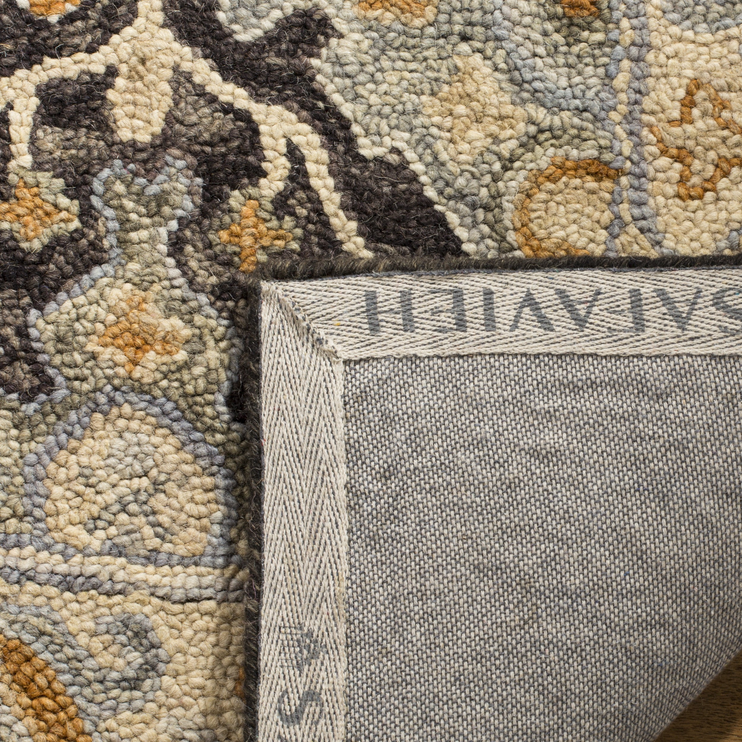SAFAVIEH Aspen APN304A Handmade Beige / Brown Rug