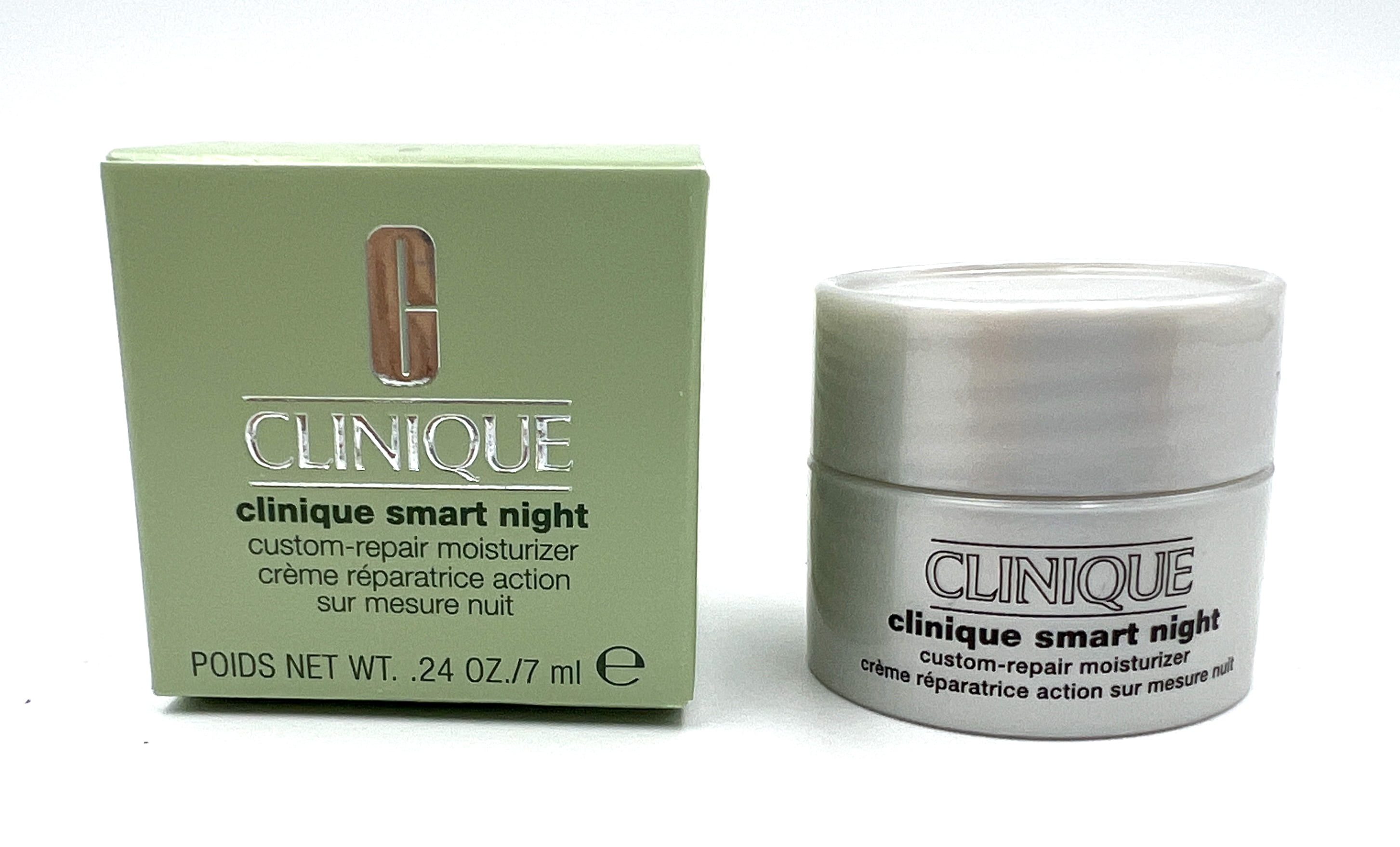 Bundle of 2 Clinique store Smart Broad Spectrum SPF15 Custom Repair Moisturizer