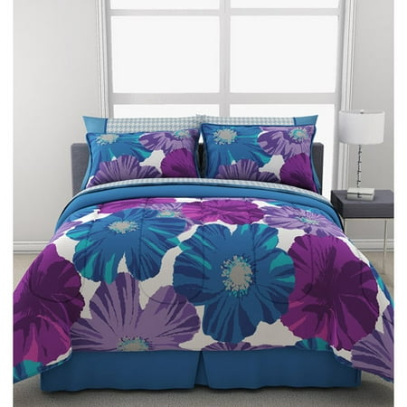 Formula Giant Floral Reversible Bed in a Bag Bedding Set