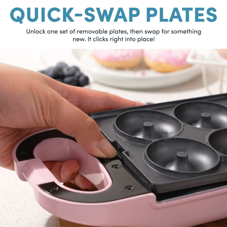 Aroma Swap & Flip Waffle Maker with Interchangeable Plates photo 3