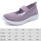 thumbnail image 2 of Zapatos para caminar de malla de mujeres Slip on Run Running Shoe Nurse Workse Works Anti-Slip para interiores al aire libre, 2 of 6