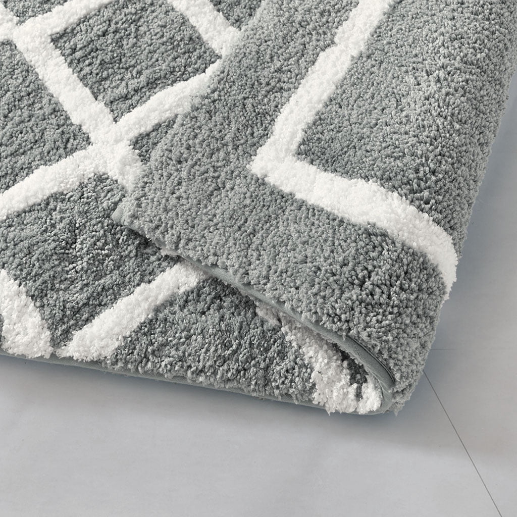 MAYEERTY Bathroom Rug, Reversible High Pile Tufted Microfiber Bath Mat, Grey, 21"W x 34"L