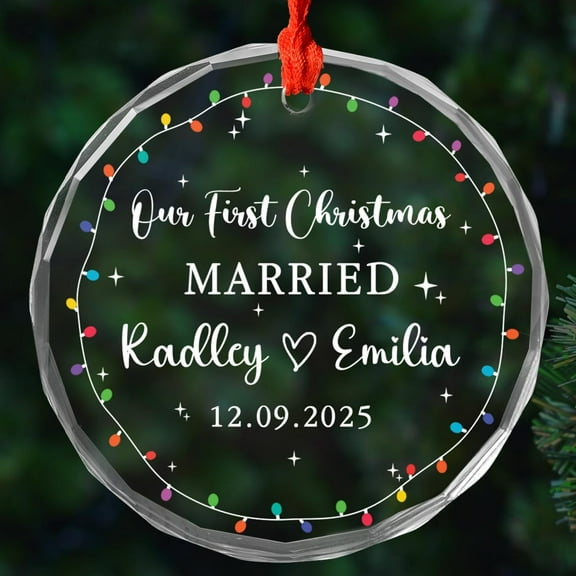 Our First Christmas Married Glass Ornament 2025, Mr & Mrs Marriage Ornaments Gift for Wedding Anniversary, Custom Names & Date Marriage Ornament Gifts, Just Married Glass Ornaments