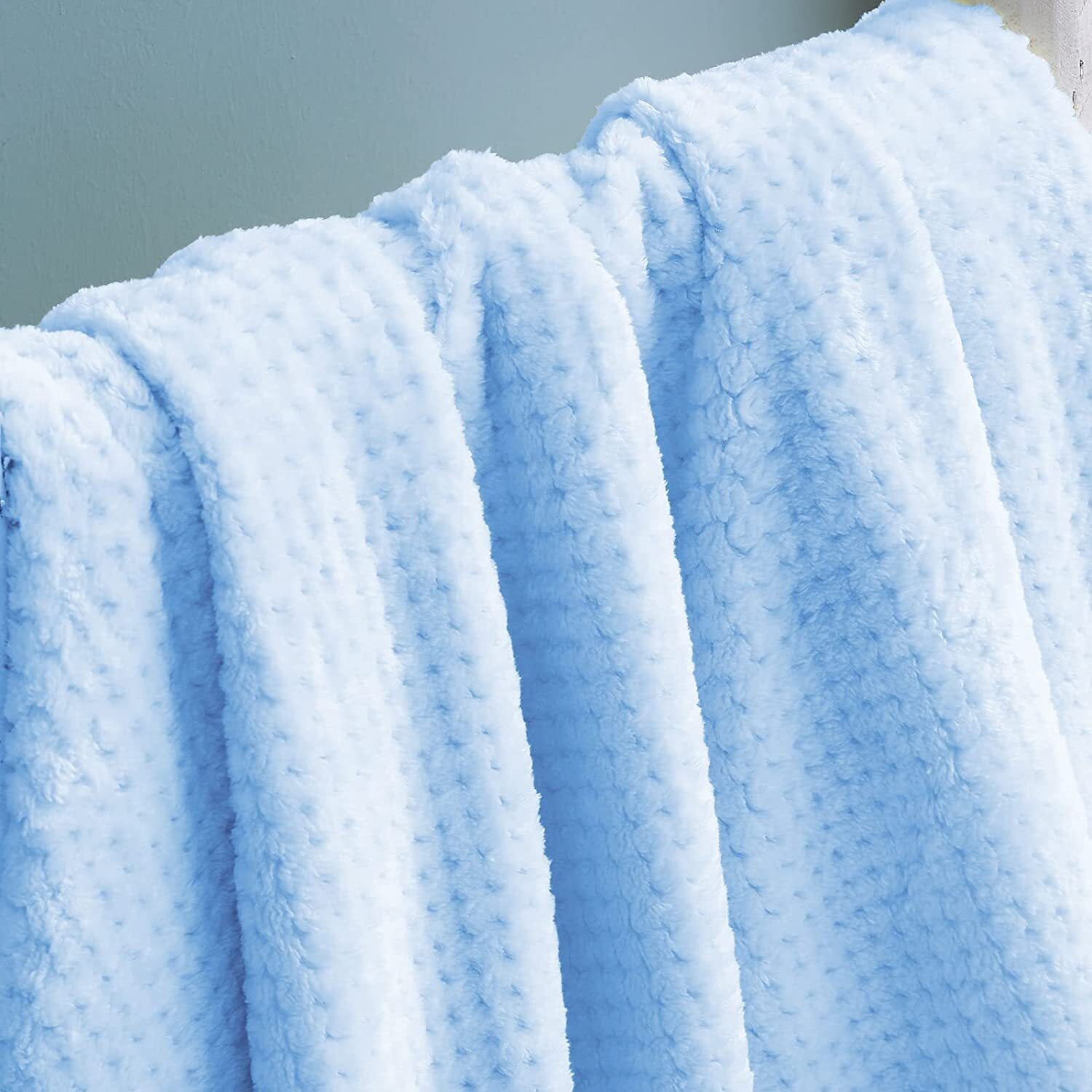 Exclusivo Mezcla Waffle Textured Fleece Blanket, Super Soft and Warm Throw Blanket for Couch, Sofa and Bed (Light Blue, 40"x50")-Cozy, Fuzzy and Lightweight