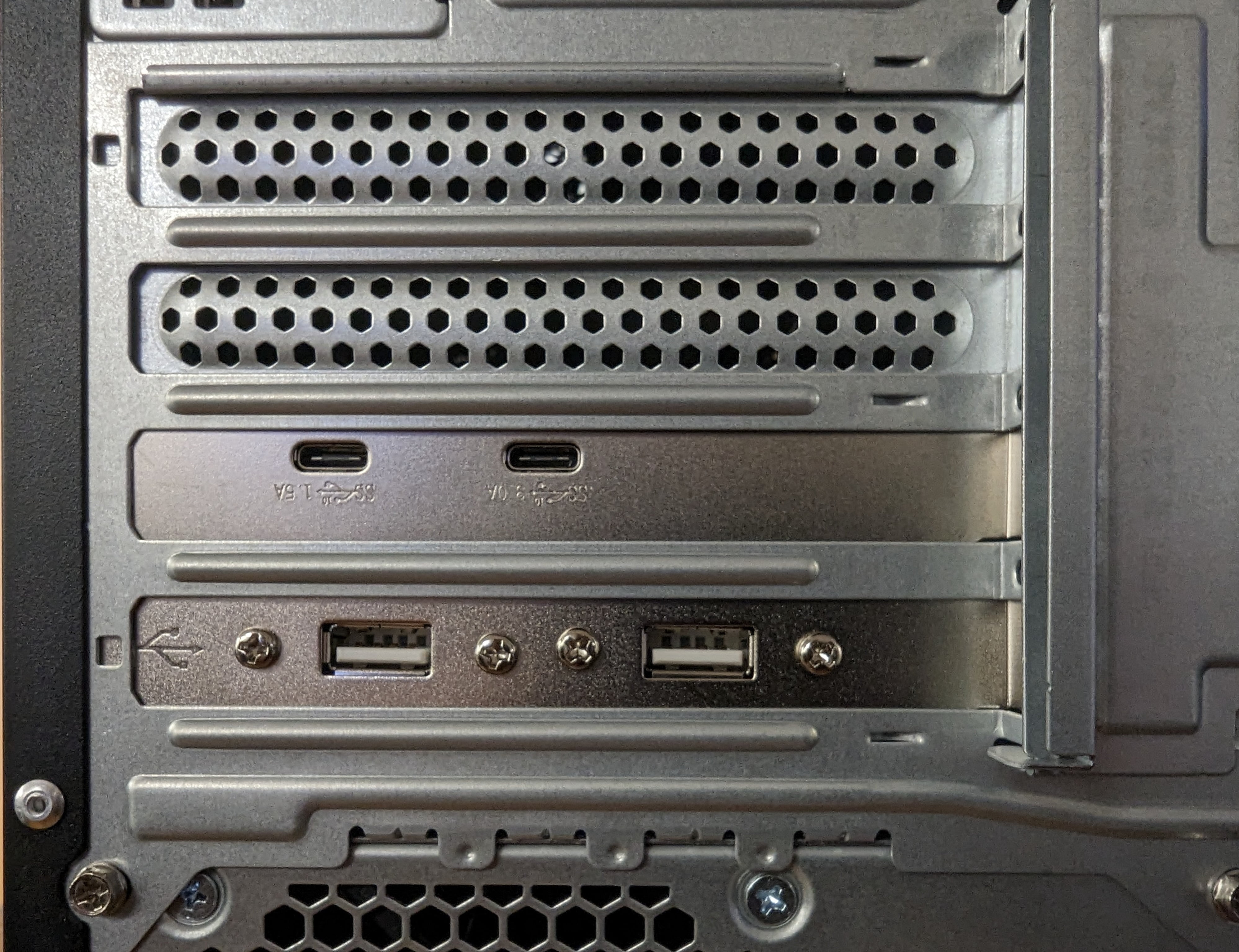 Grade A Lenovo ThinkStation P340 Tower Workstation i9-10900 16GB 2TB SSD DVD WiFi W11P