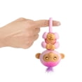 thumbnail image 3 of Muñequita WOWWEE Fingerlings Changuita Rosa, 3 of 4