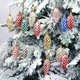 thumbnail image 4 of Adornos navideños, regalos navideños, 5 piezas de árbol de Navidad, decoración navideña para coche, colgante, diseño de escena, manualidades, regalos, amuleto navideño, 4 of 5