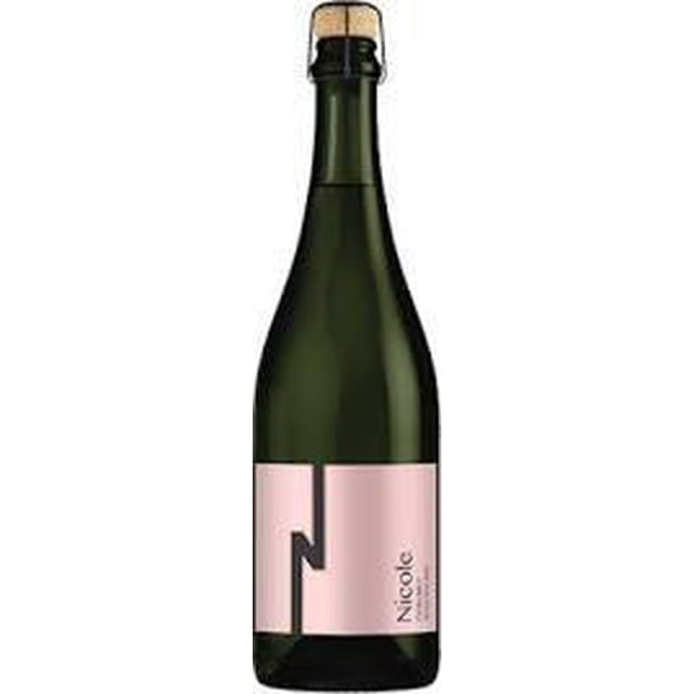 vino espumoso cava quintanilla espumoso nicole 750 ml vid mexicana extra brut metodo campenoise botella verde oscuro frontal con etiqueta rosa pálido y nombre 'Nicole' en vertical, corcho con cápsula negra; Chardonnay, Pinot Noir y Nebbiolo, 12.5% alc.; foto de referencia, añadas y diseños de etiqueta pueden cambiar.