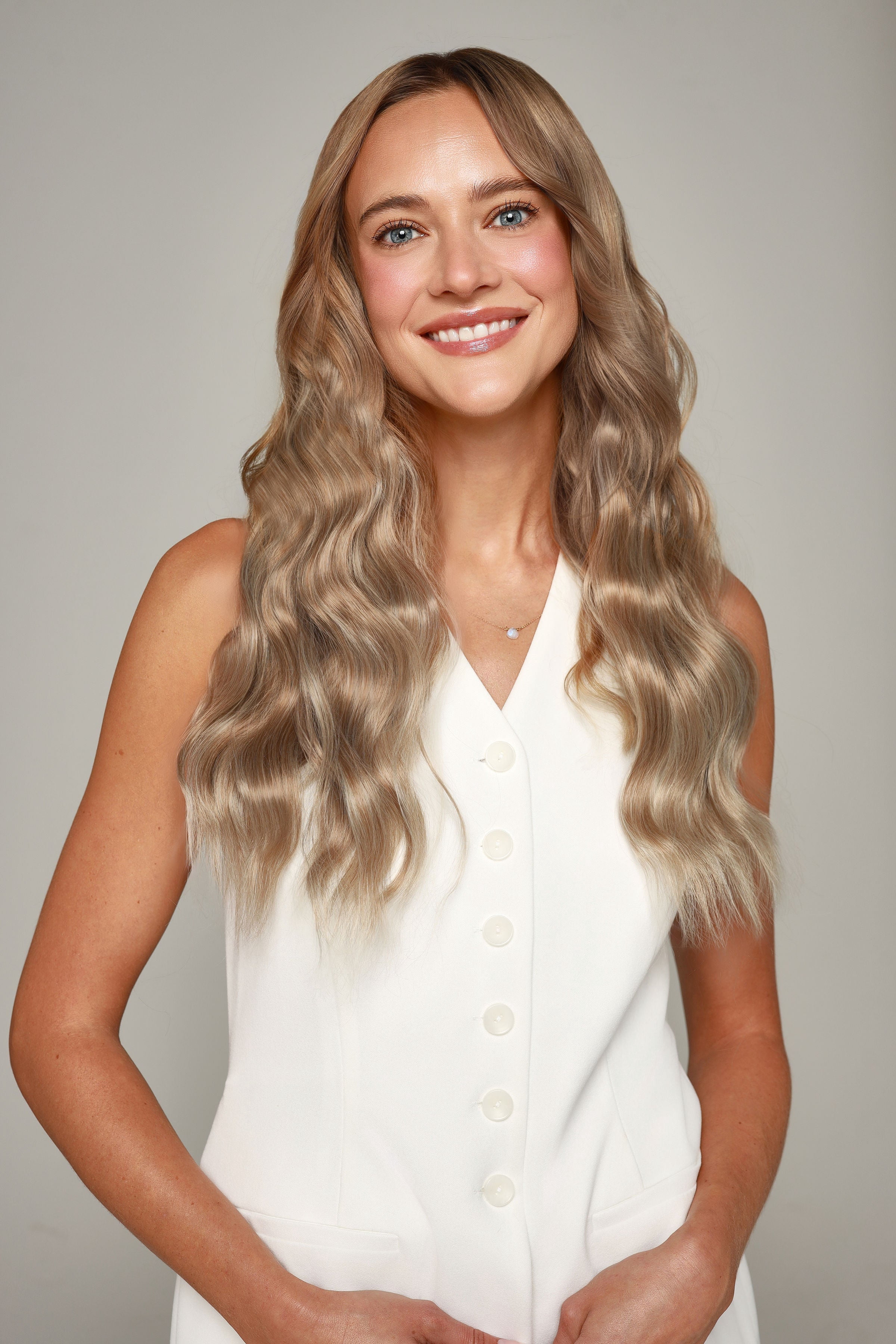Mane Theorie Beach Wave Clip-In Hair Extensions for Women, 20 inch, golden blonde