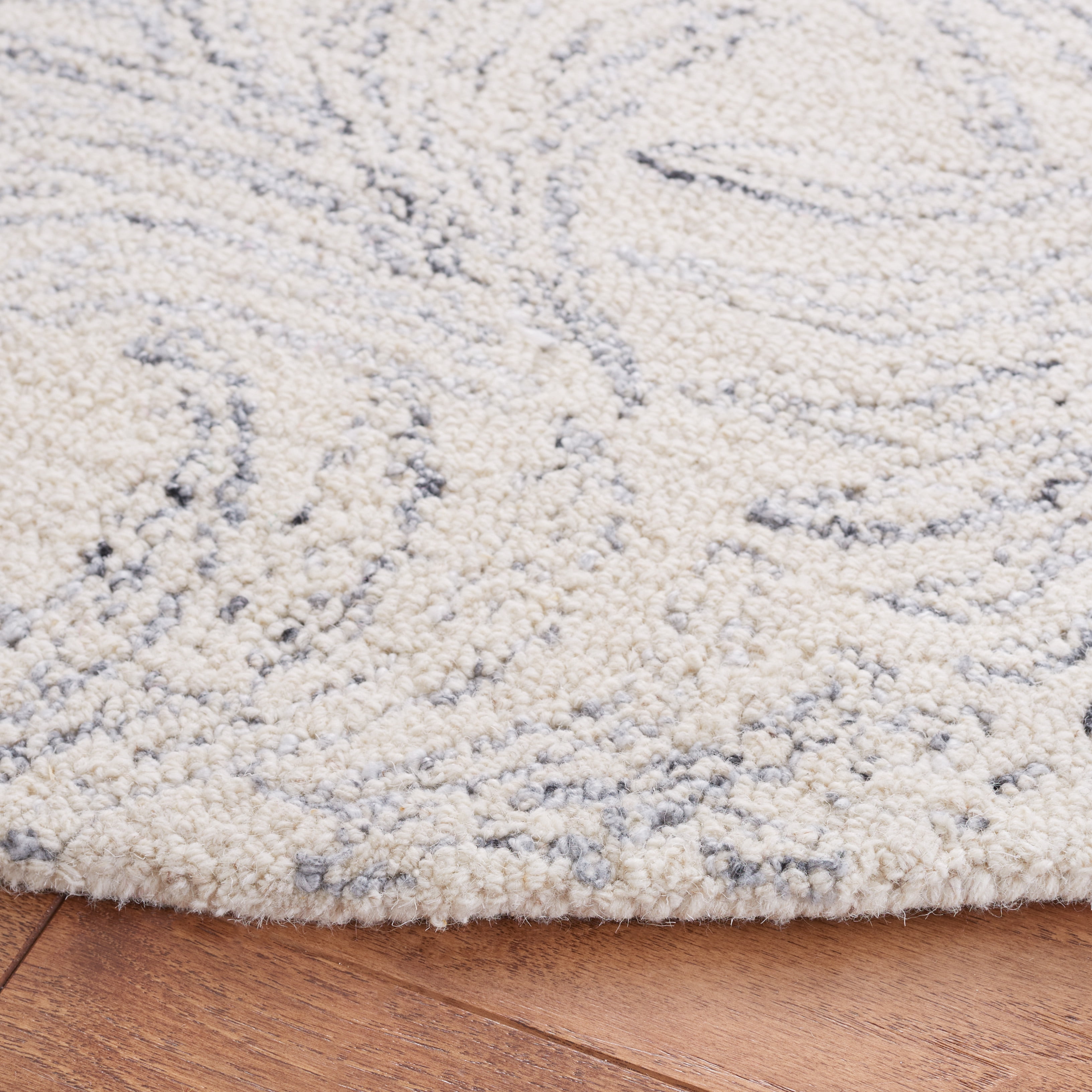 SAFAVIEH Jardin Thaddeus Leaves Area Rug, Ivory/Gray, 6' x 6' Round