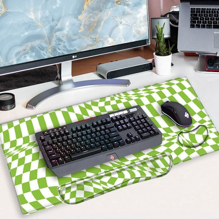 Mousepads vs. Desk Mats – MouseOne