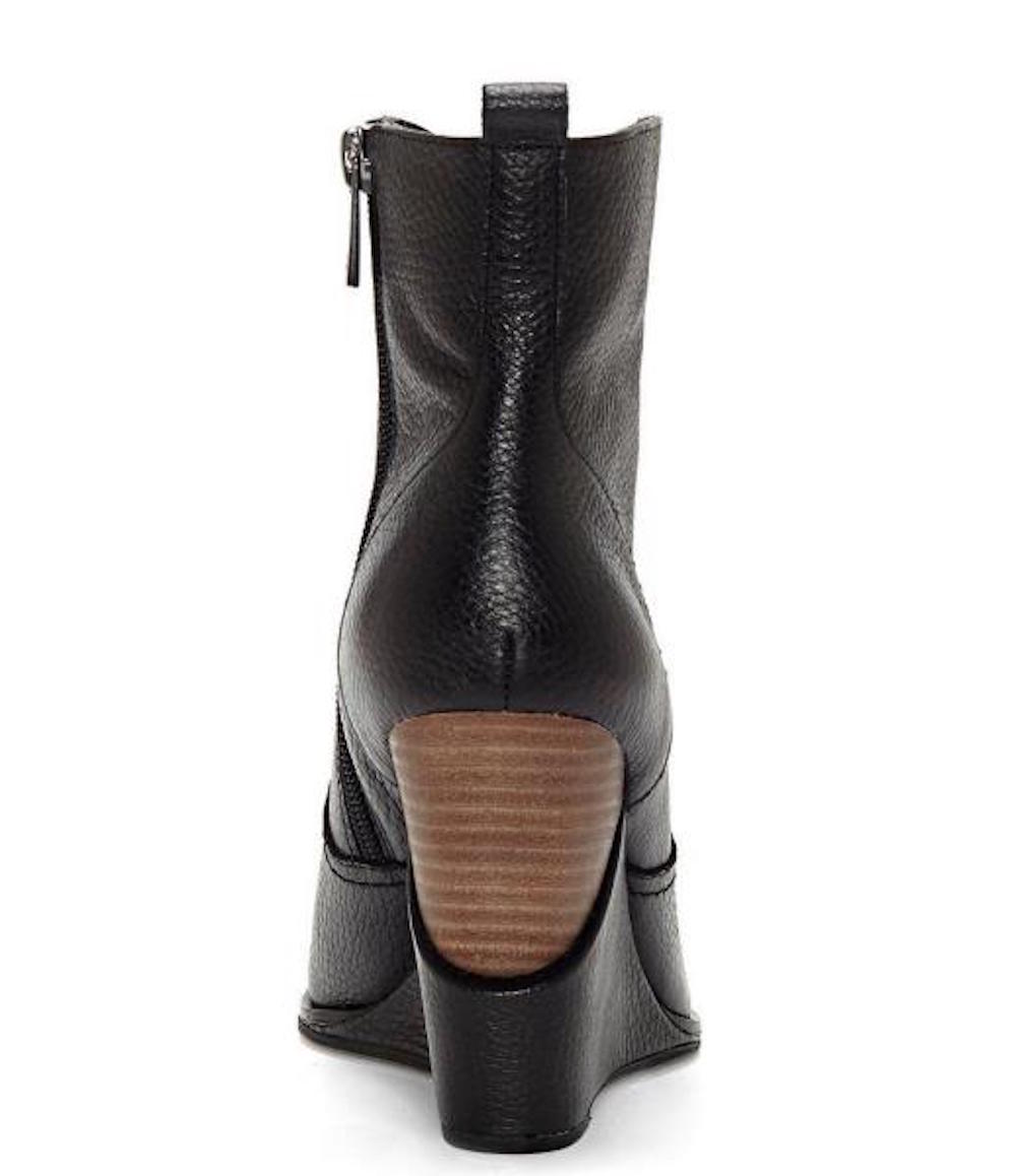 jessica simpson hilrie bootie