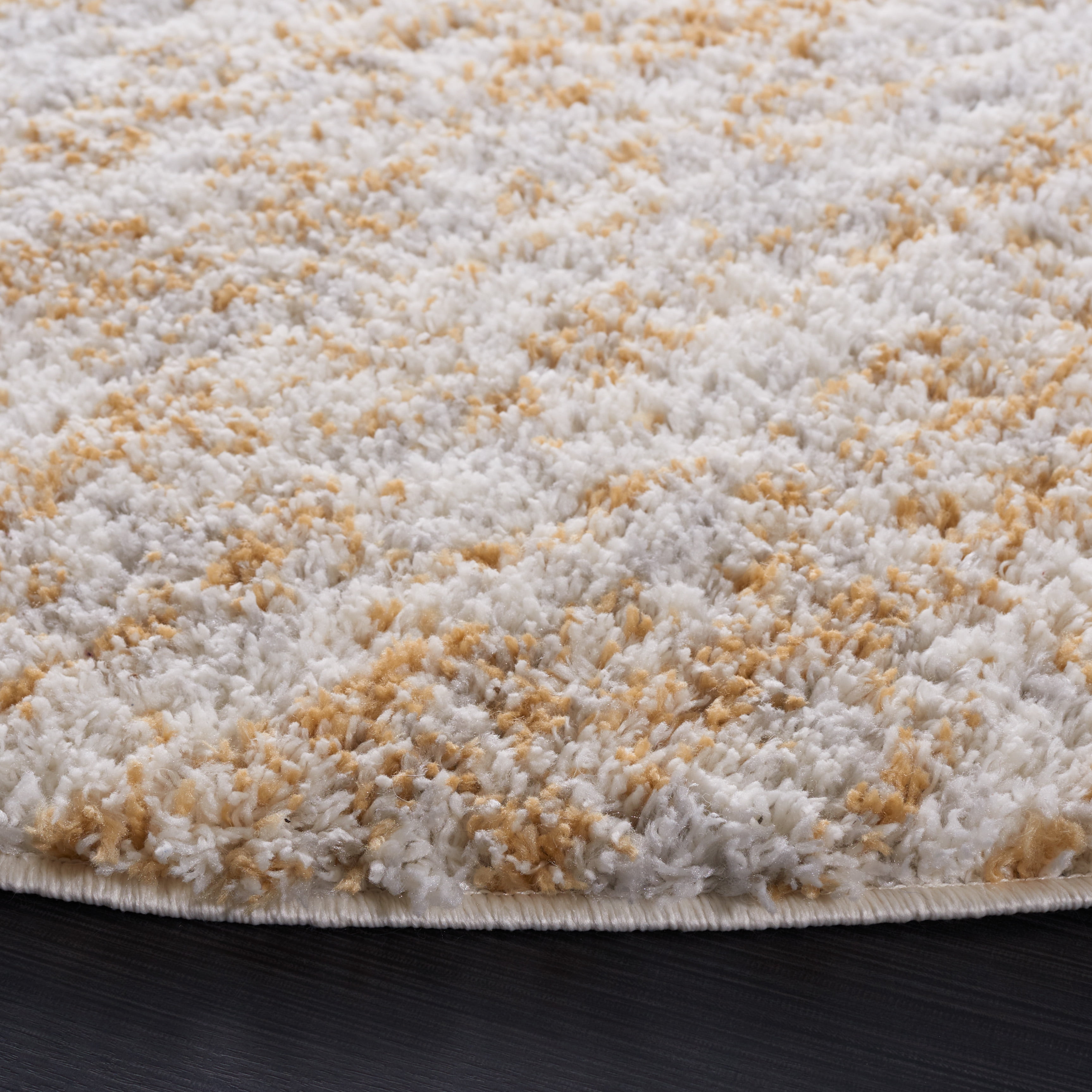 Safavieh Berber Torvald Abstract Polyester Shag Area Rug, Ivory/Light Gold, 4'5" x 4'5" Round