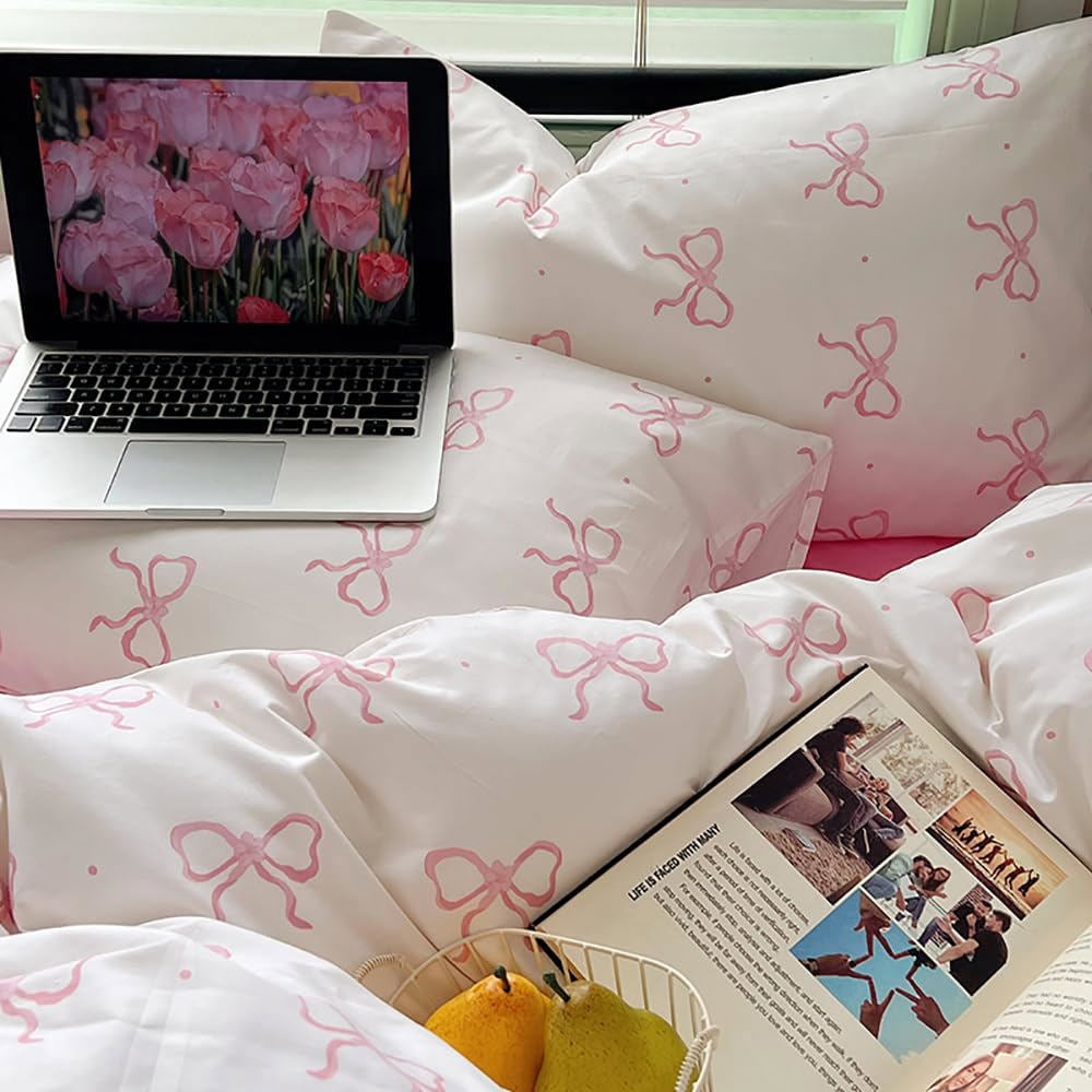 2 Pieces Cartoon Bowknot Duvet Cover Set Pink Bow Tie Knot on White Princess Bedding Set Soft Home Cozy and Breathable Comforter Cover Set,Twin Size