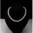 thumbnail image 1 of Collier Blanc en Perles Fausses 8 mm, 1 of 3