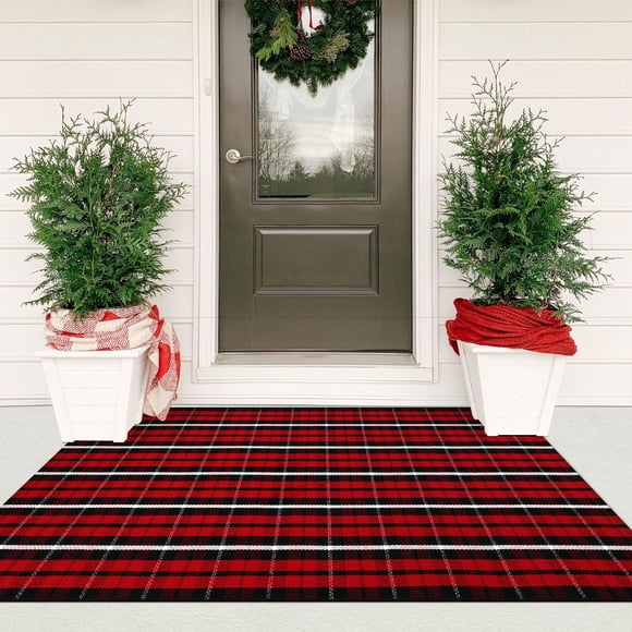 Alfombrilla navideña para exteriores, 90 x 150 cm, de la marca Rug KIMODE, color rojo y negro