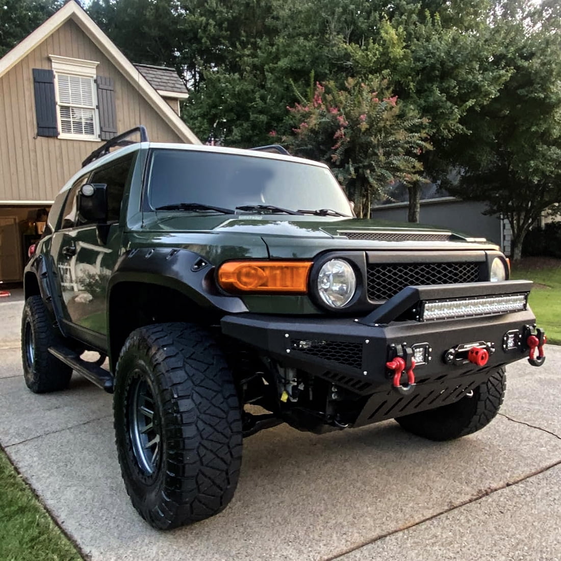 Vijay Compatible with 2007-2008-2009-2010-2011-2012-2013-2014 Toyota FJ Cruiser Front Bumper Textured Black Steel with Lights and D-rings