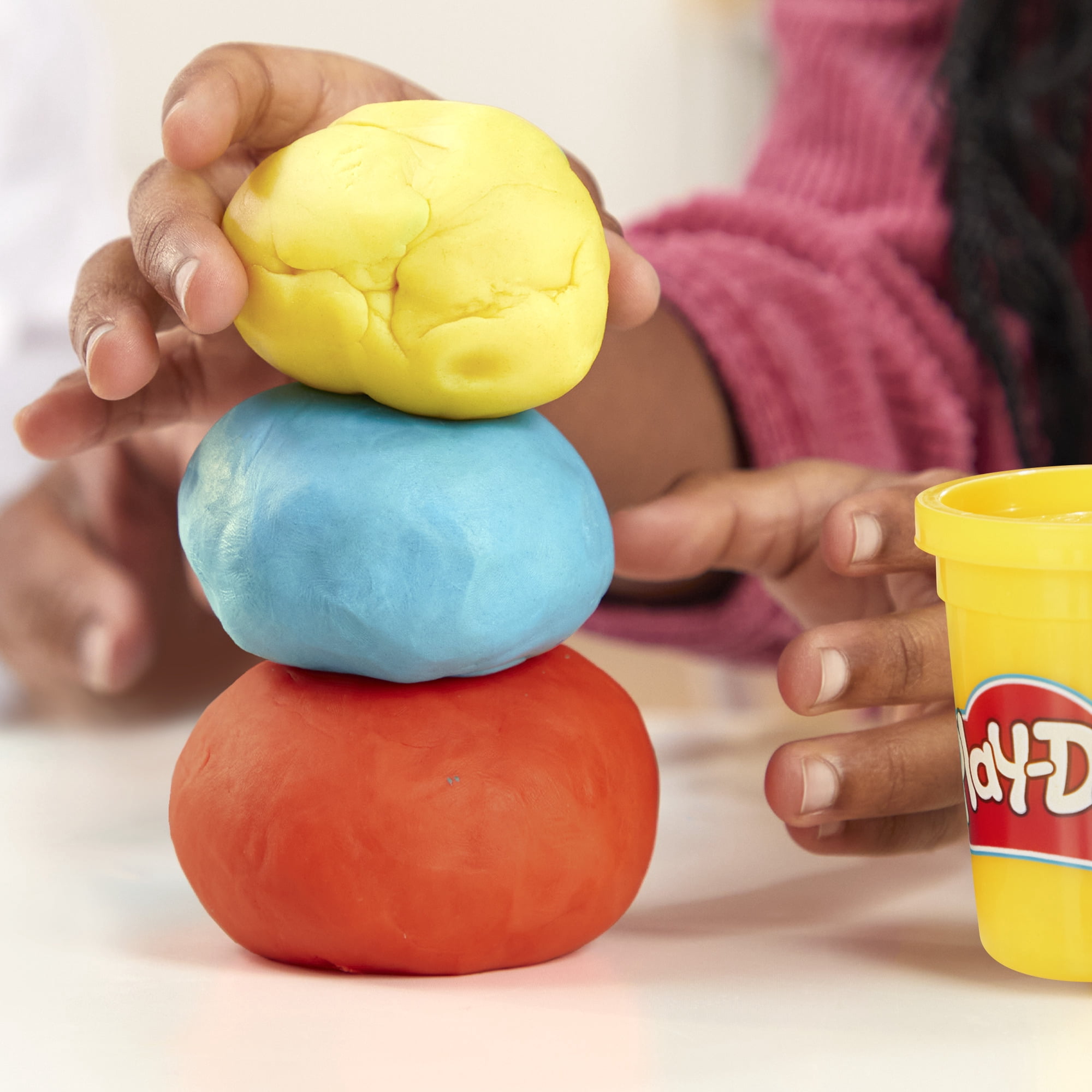 Play-Doh 4-Pack Classic Colors Modeling Compound, 3 oz Cans, Classroom Arts & Crafts for Kids 2+