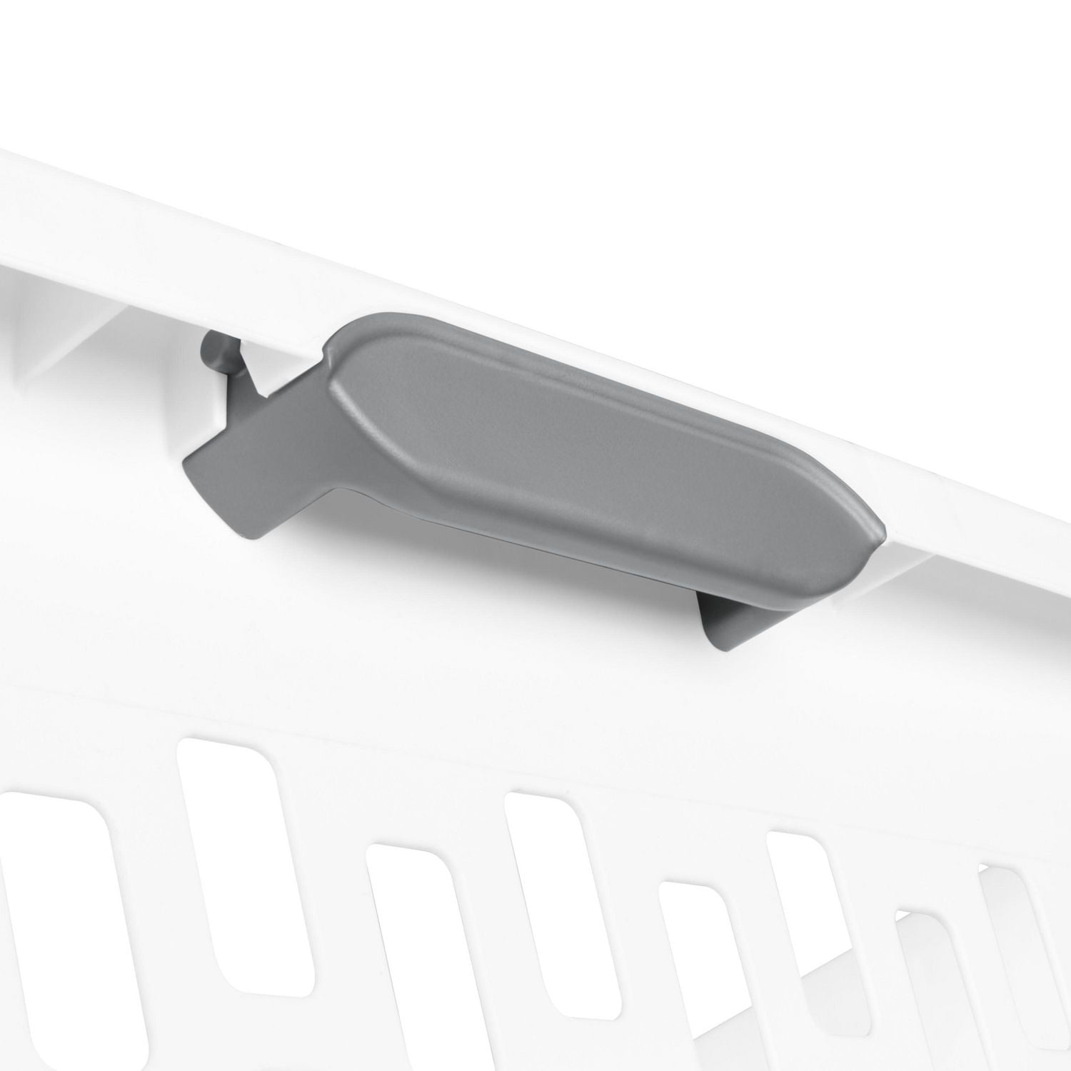 Sterilite 71 L Laundry Basket