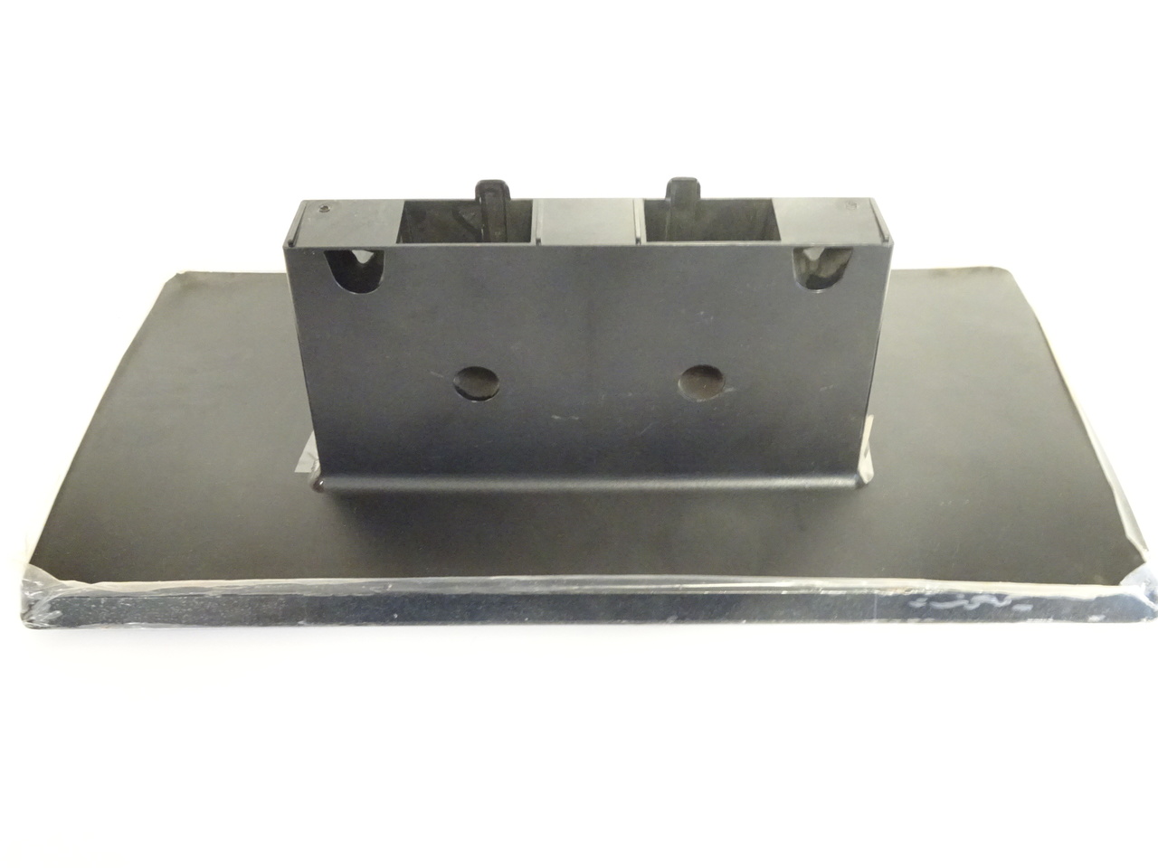 Sanyo DP46841 DP46812 Stand W/Screws
