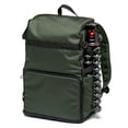 thumbnail image 4 of Mochila Manfrotto Street Slim para cámara sin espejo, color verde, 4 of 9