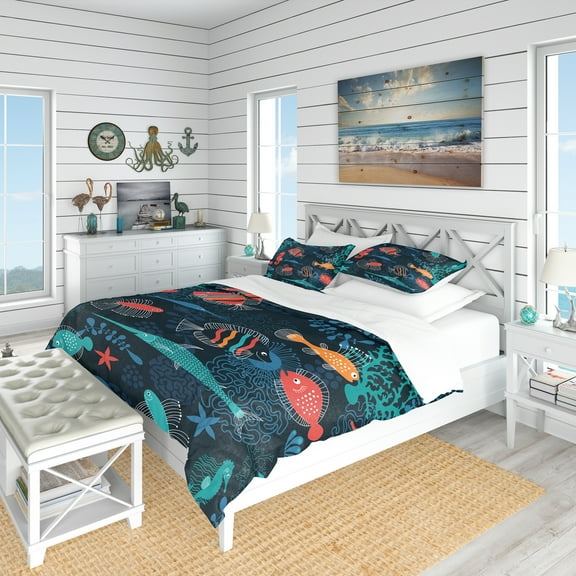 Designart 'Marine Life' Modern & Contemporary Duvet Cover Set