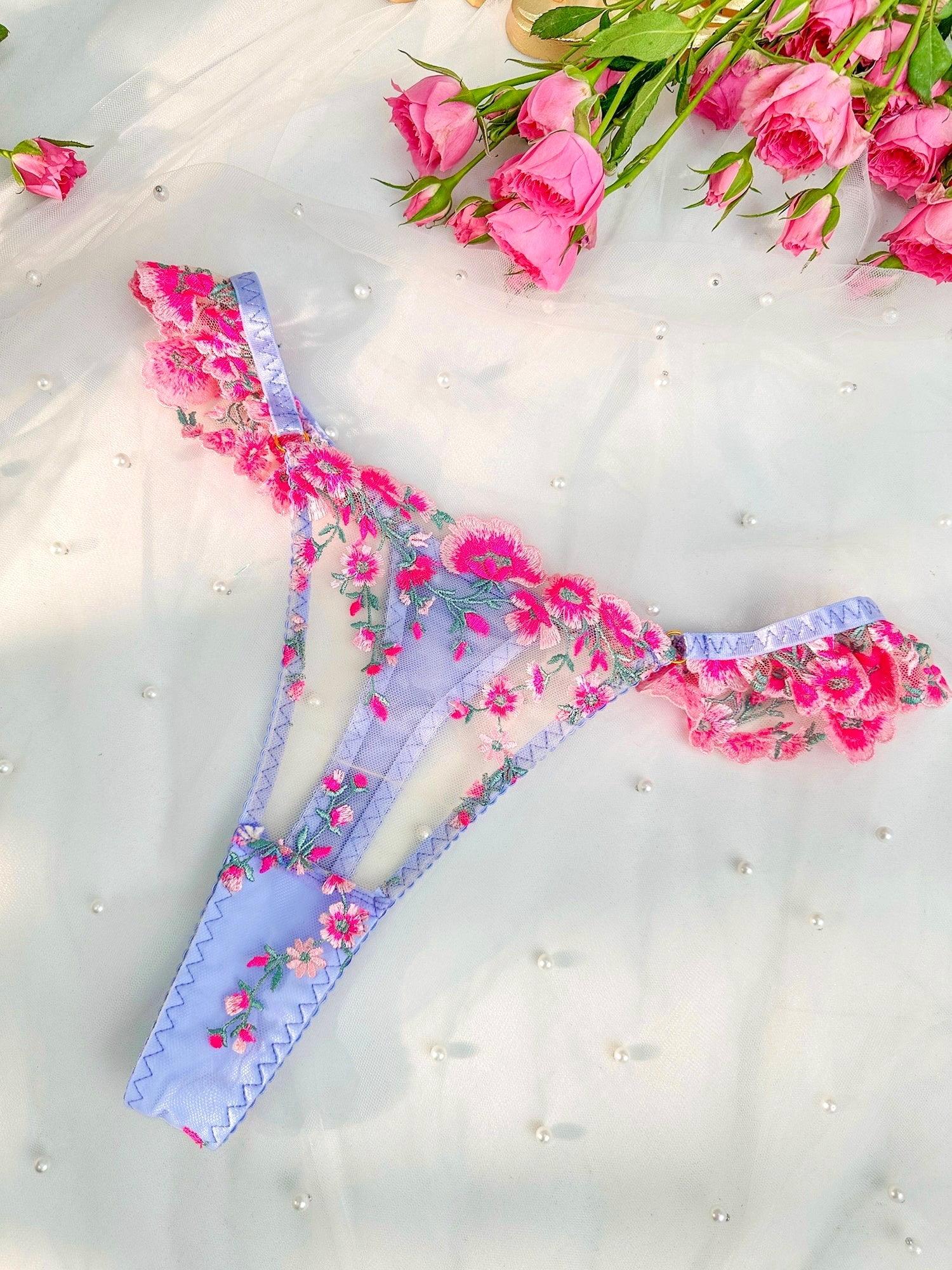 Fantasy Pink Bloom Embroidery Lingerie Set (PINK, M)