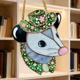 thumbnail image 3 of Vitrail Fait Main Exquis avec Designs d'Opossum Fantaisiste et d'Animaux Hibou, 3 of 4