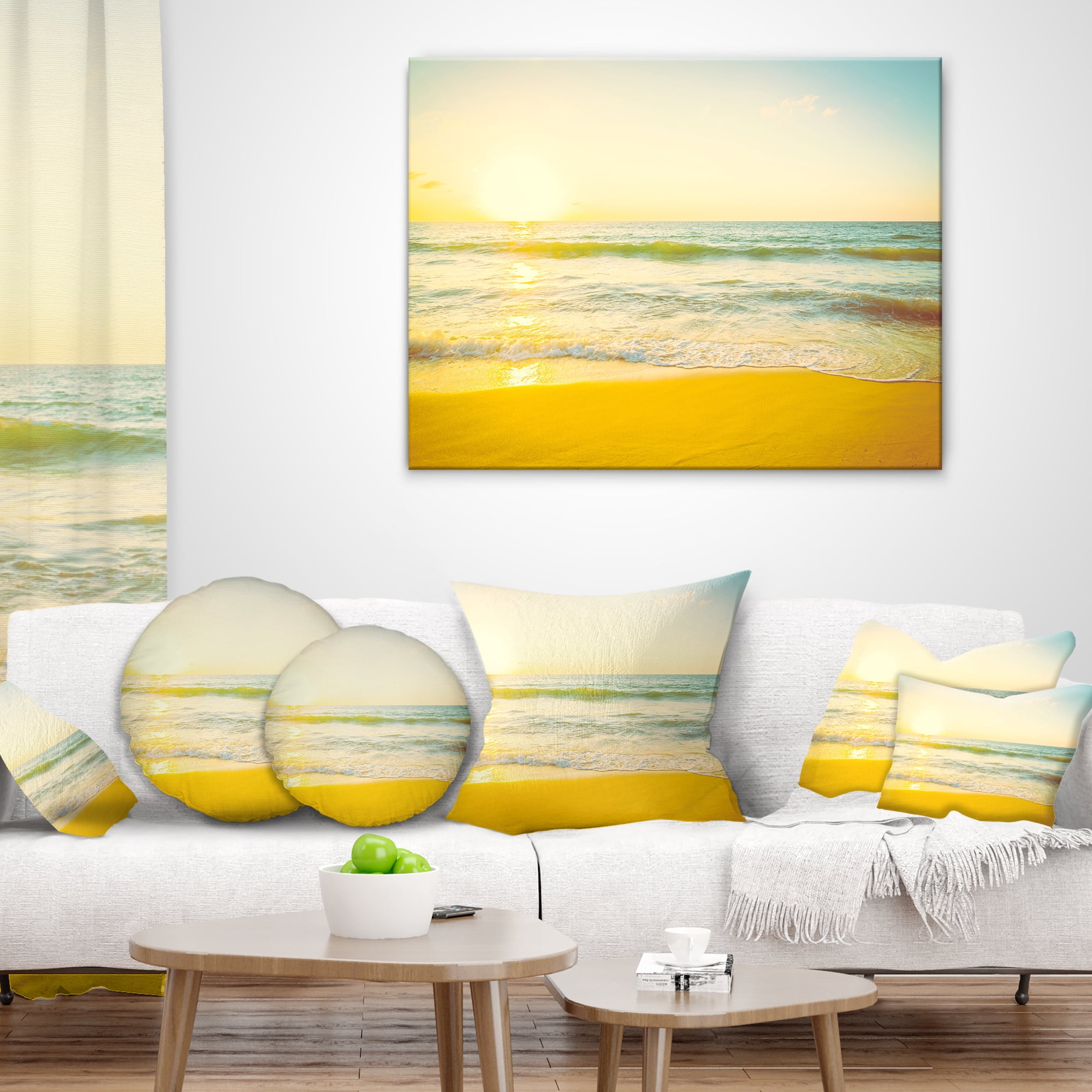 Designart Calm and Colorful Sunset at Beach - Seascape Throw Pillow - 18x18