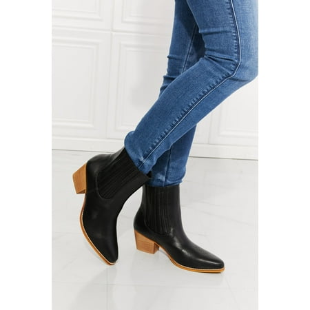

MMShoes Love the Journey Stacked Heel Chelsea Boot in Black